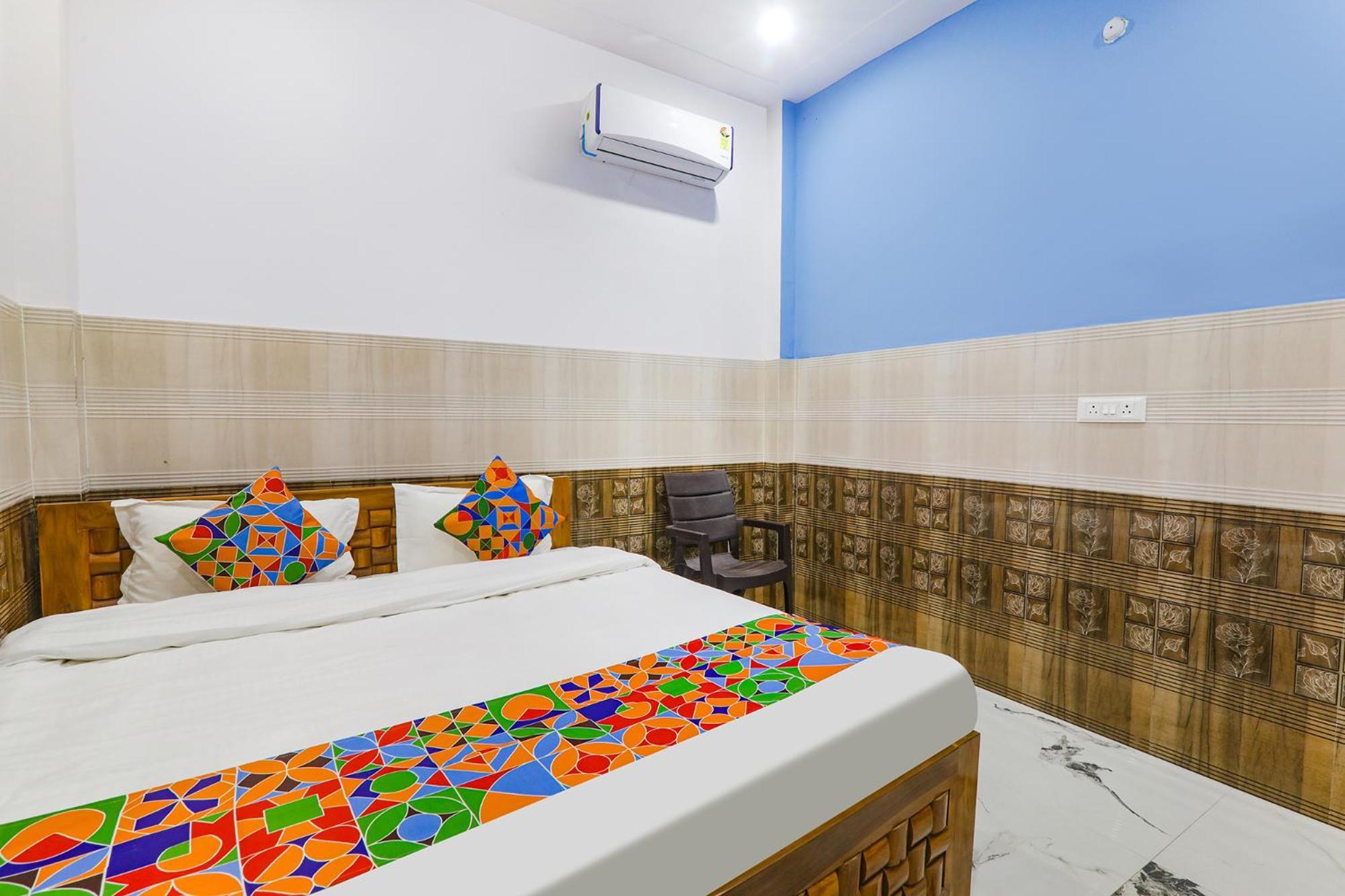 Fabexpress Shree Siya Raman - 500M From Shri Ram Janam Bhumi Hotell Ayodhya Exteriör bild