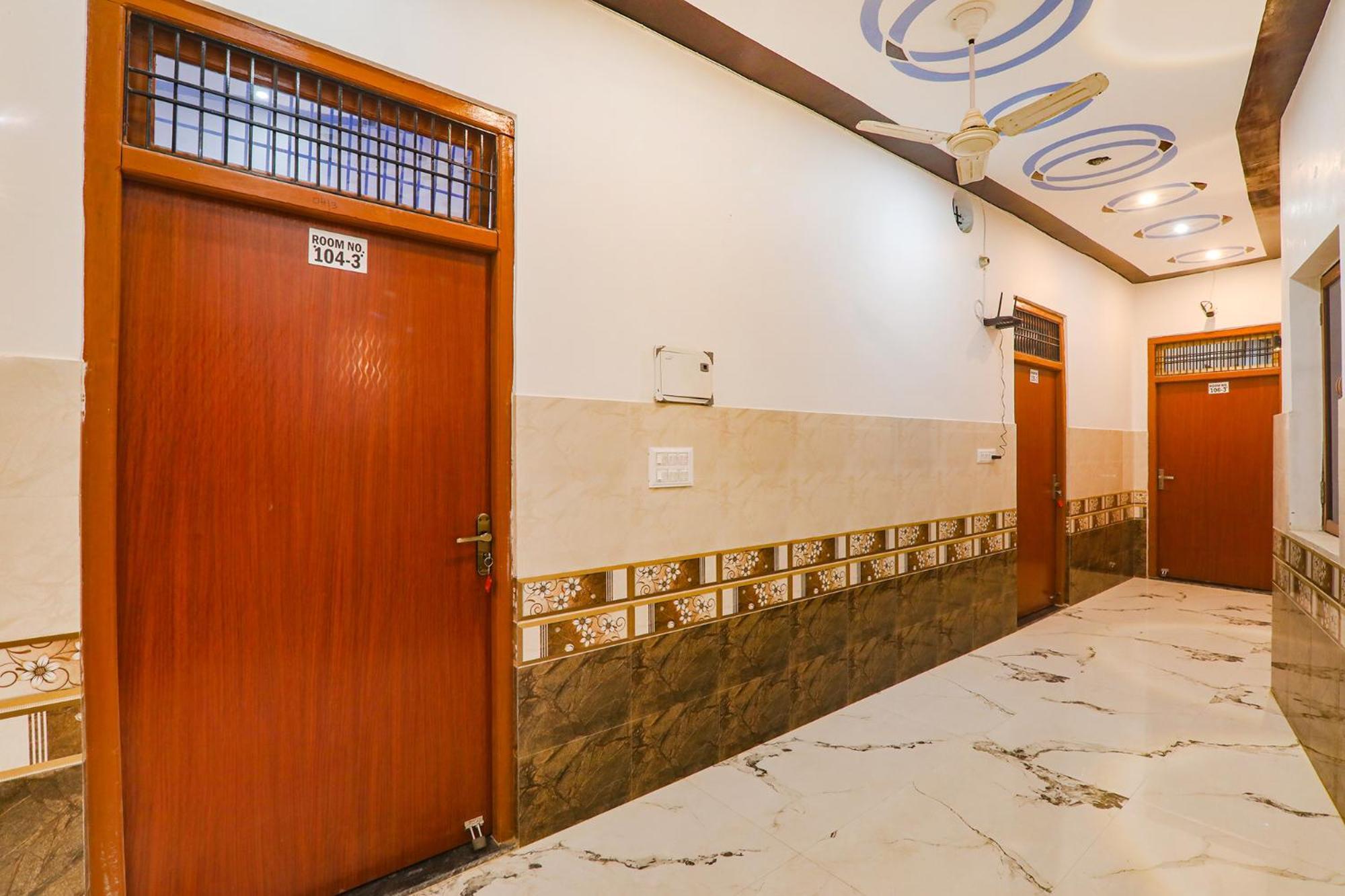 Fabexpress Shree Siya Raman - 500M From Shri Ram Janam Bhumi Hotell Ayodhya Exteriör bild